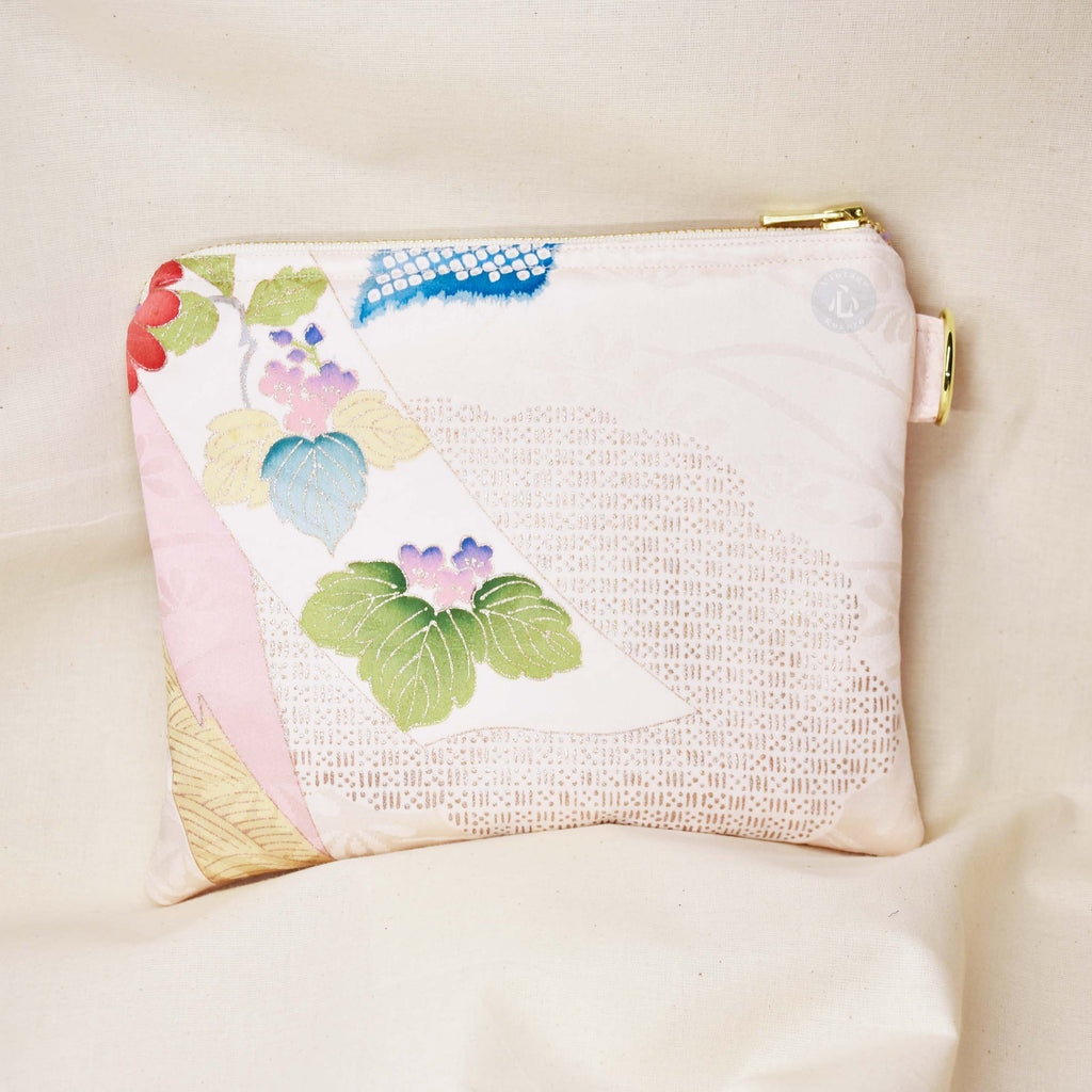 Upcycled Kimono Silk Large Pouch (IvyL3)