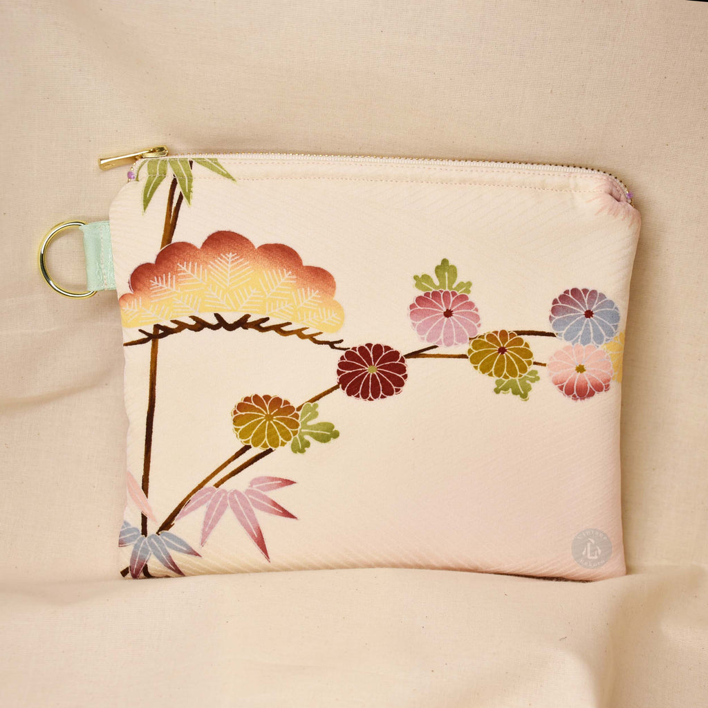 Upcycled Kimono Silk Large Pouch (LtPL4)